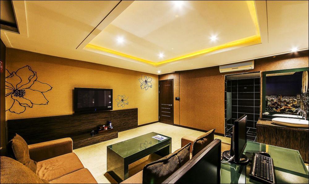 Nice Hotel Uijeongbu Eksteriør billede
